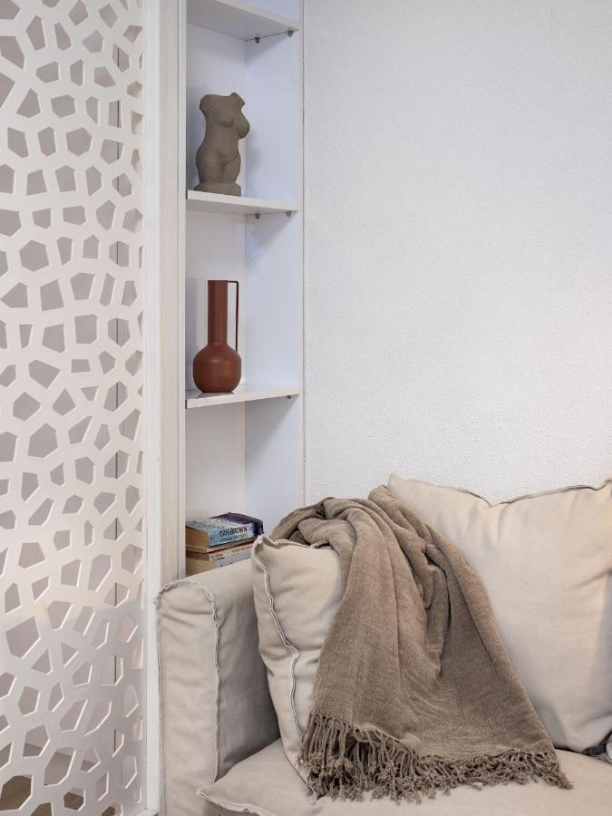 Apartment Seaside Nestie By Blupine *